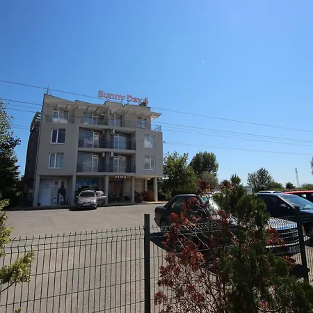 Sunny Day 4 - Menada Daire *