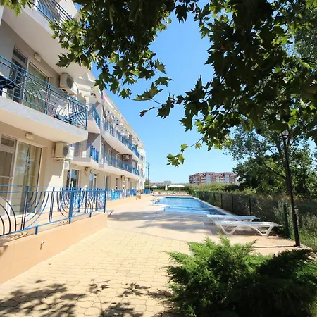 Sunny Day 4 - Menada Apartament *